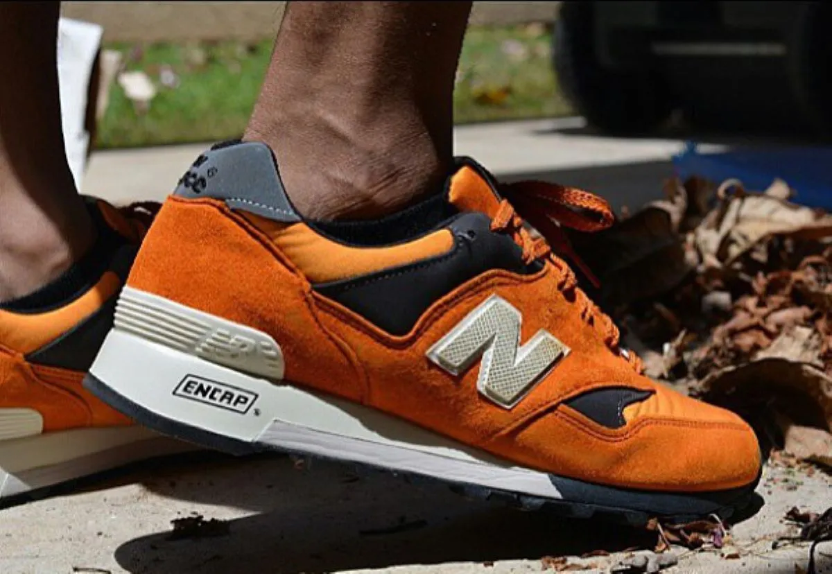 Exemple de collaboration de marques New Balance x Stone Island